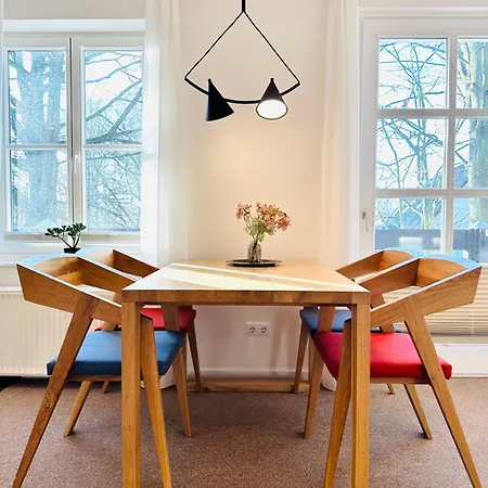 Walnuss Apartment- Wachmaschine- Parkplatz- Balkon