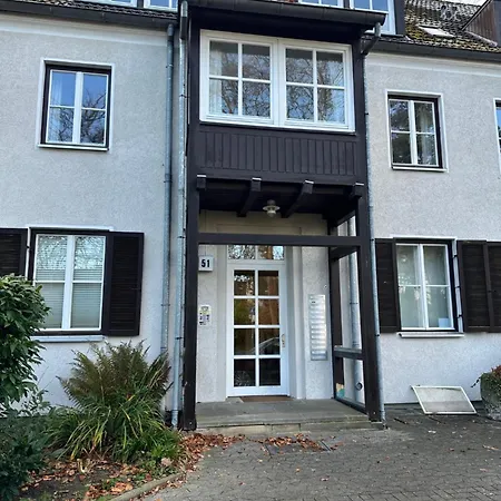 Walnuss Apartment- Wachmaschine- Parkplatz- Balkon Wolfsbourg