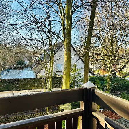 Walnuss Apartment- Wachmaschine- Parkplatz- Balkon Appartement